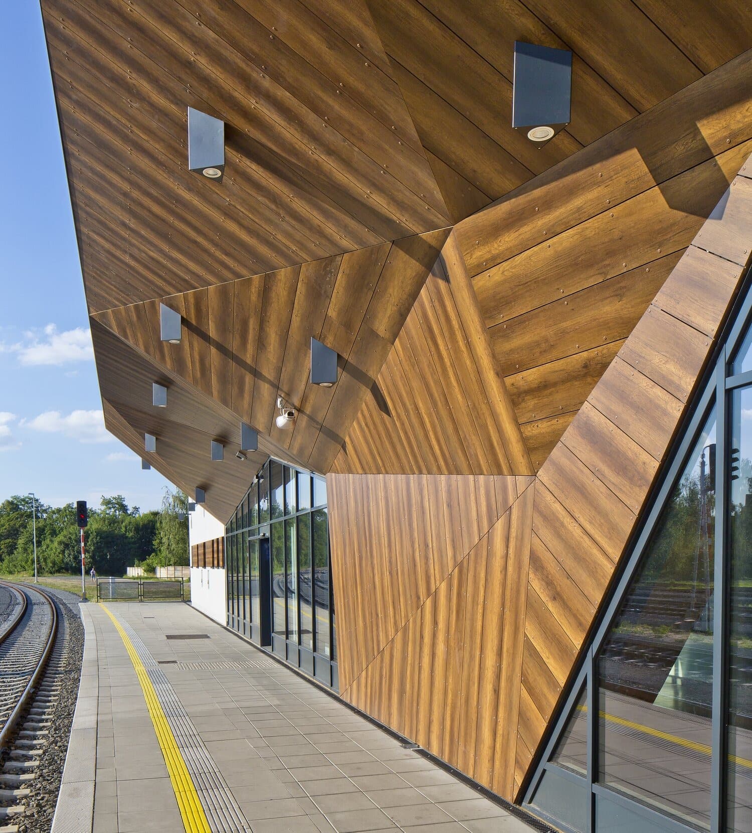 m.look Exterior panels